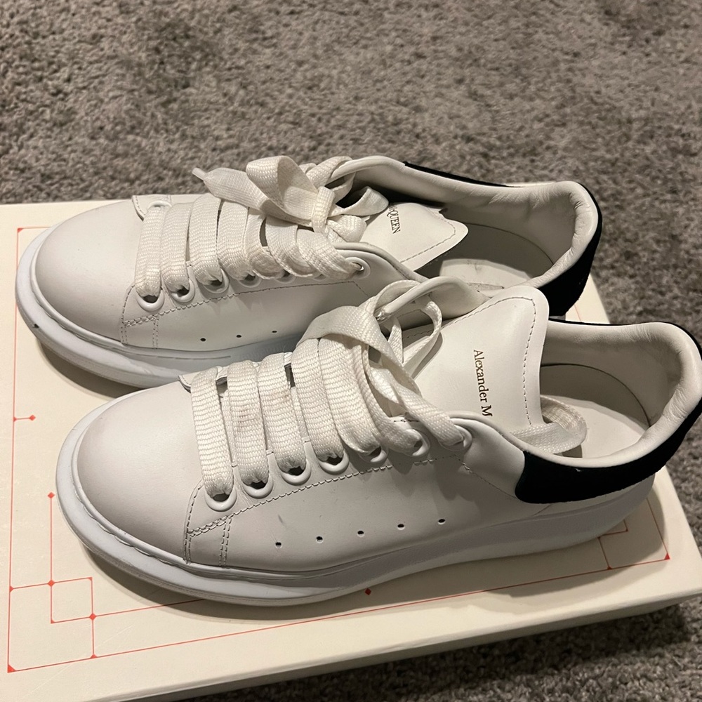 Alexander Mcqueen - image 2